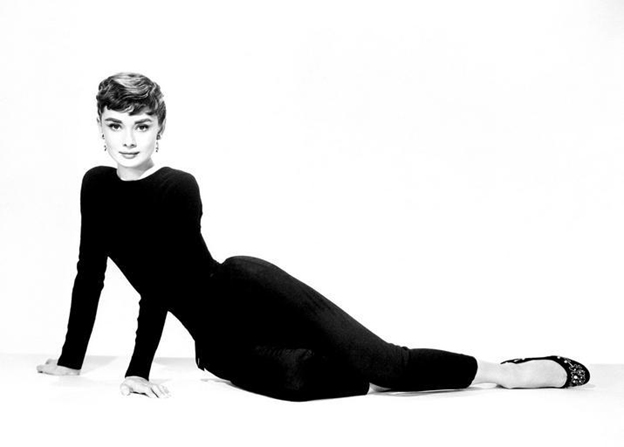 How to Wear Audrey Hepburn's Outfits in 